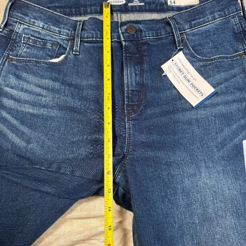 Women's Old Navy Flare Ankle High Rise Jeans Size 14 NWT